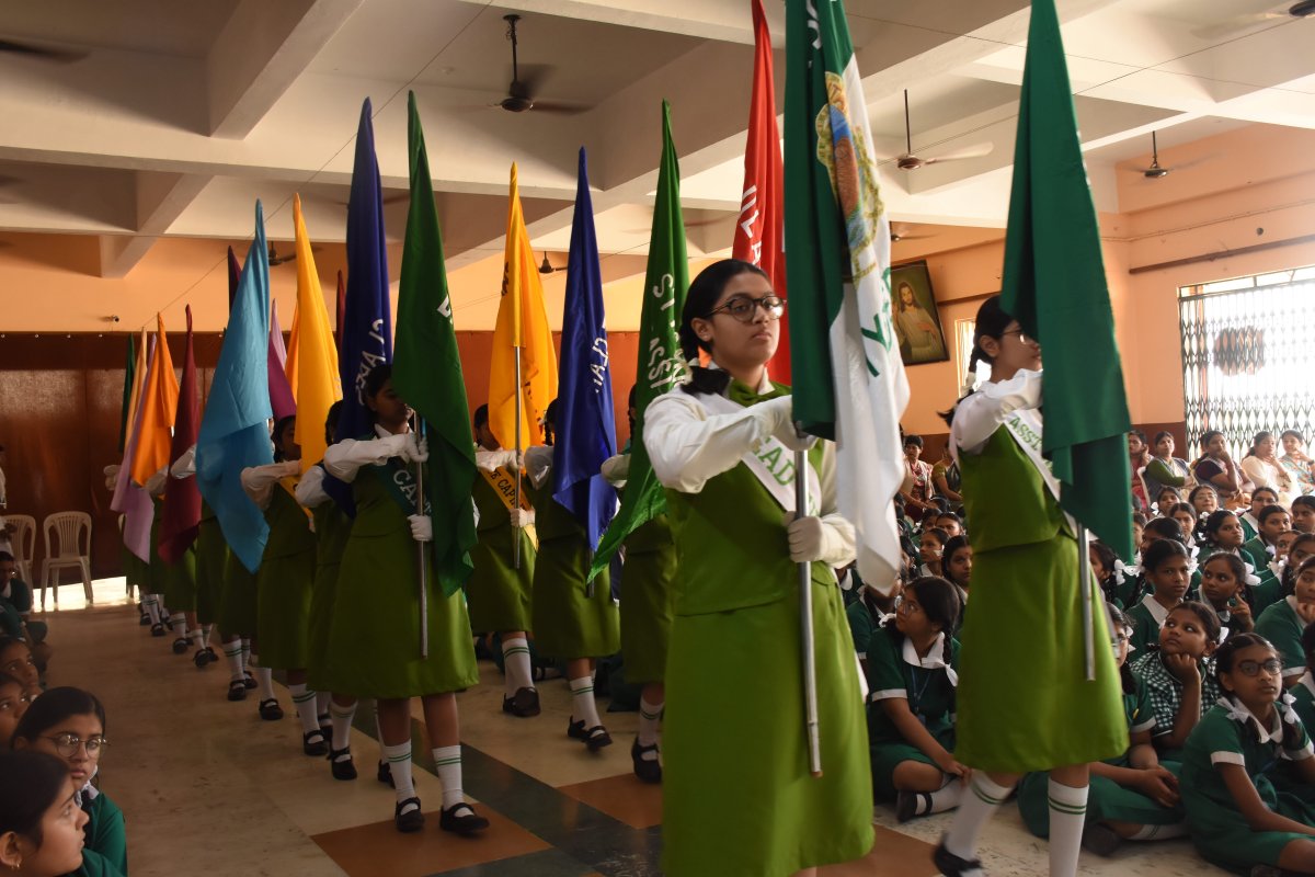 INAUGURAL MASS